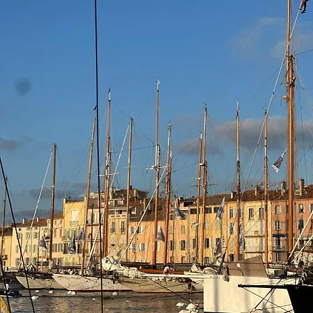 Le Paon L Old Town & Ac L Shellter Saint-Tropez