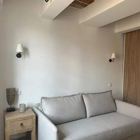 Le Paon L Old Town & Ac L Shellter Saint-Tropez